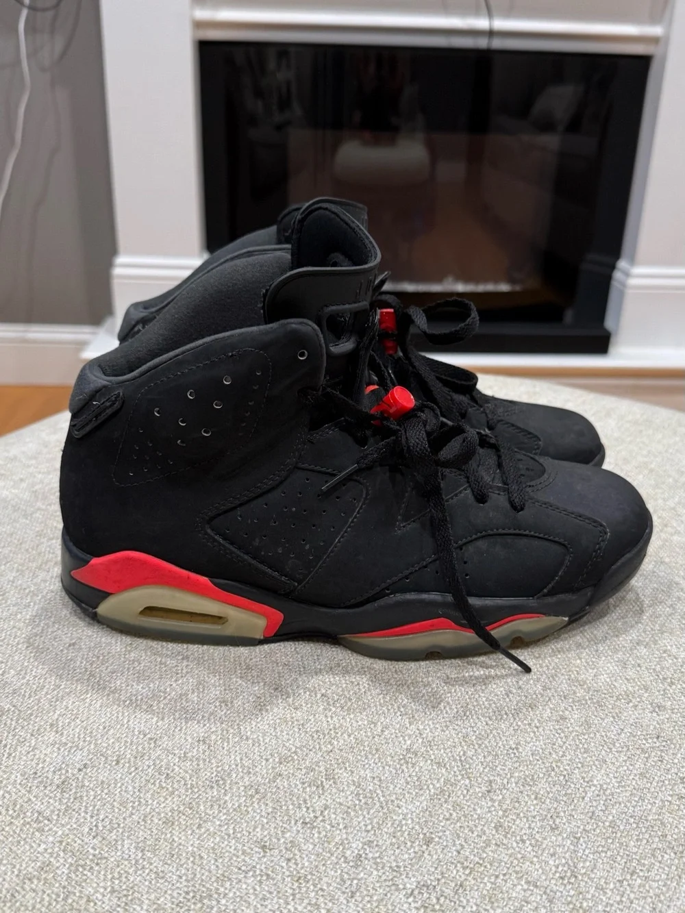 Nike Air Jordan 6 Retro Infrared 2014 Men’s Size 10 Black/Red (384664-023)